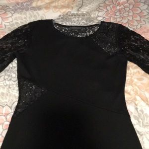 Metaphor lace sleeves and side detail